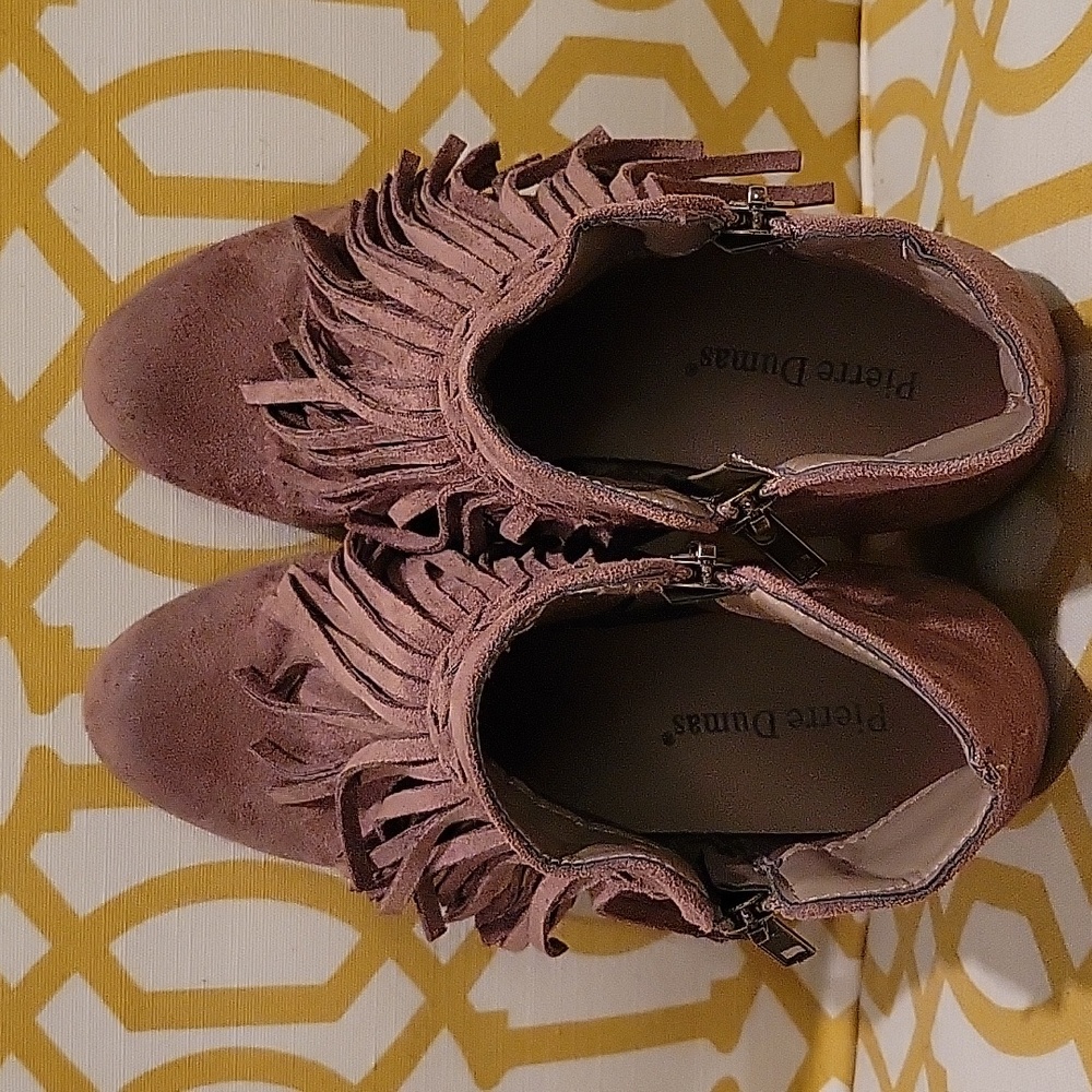 Pierre Dumas Brown Suede Fringe Booties SZ 6 - Picture 3 of 7